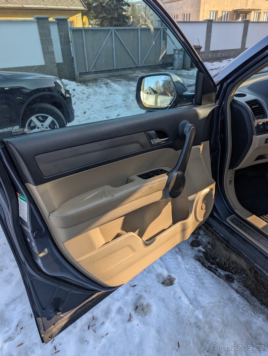 Honda CRV EXECUTIVE 2.0 benzín AUTOMAT - 15