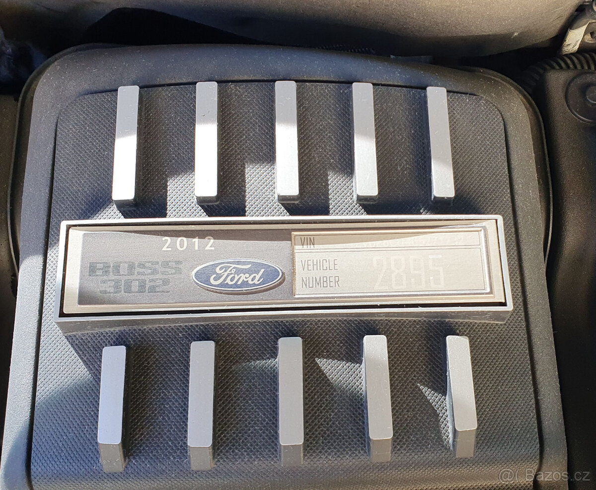 Prodám Ford Mustang BOSS 302 - 15