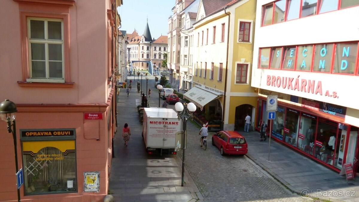 Pronájem 4+1 České Budějovice, Dr. Stejskala v centru - 15