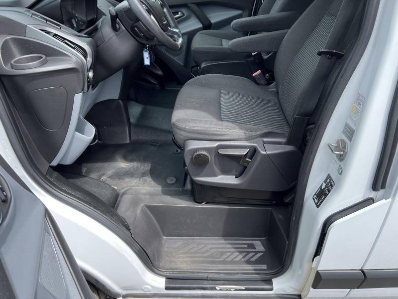 Prodám Ford Transit Custom 2.2TDCi,92kw. L2H1. V TP 6míst. - 15