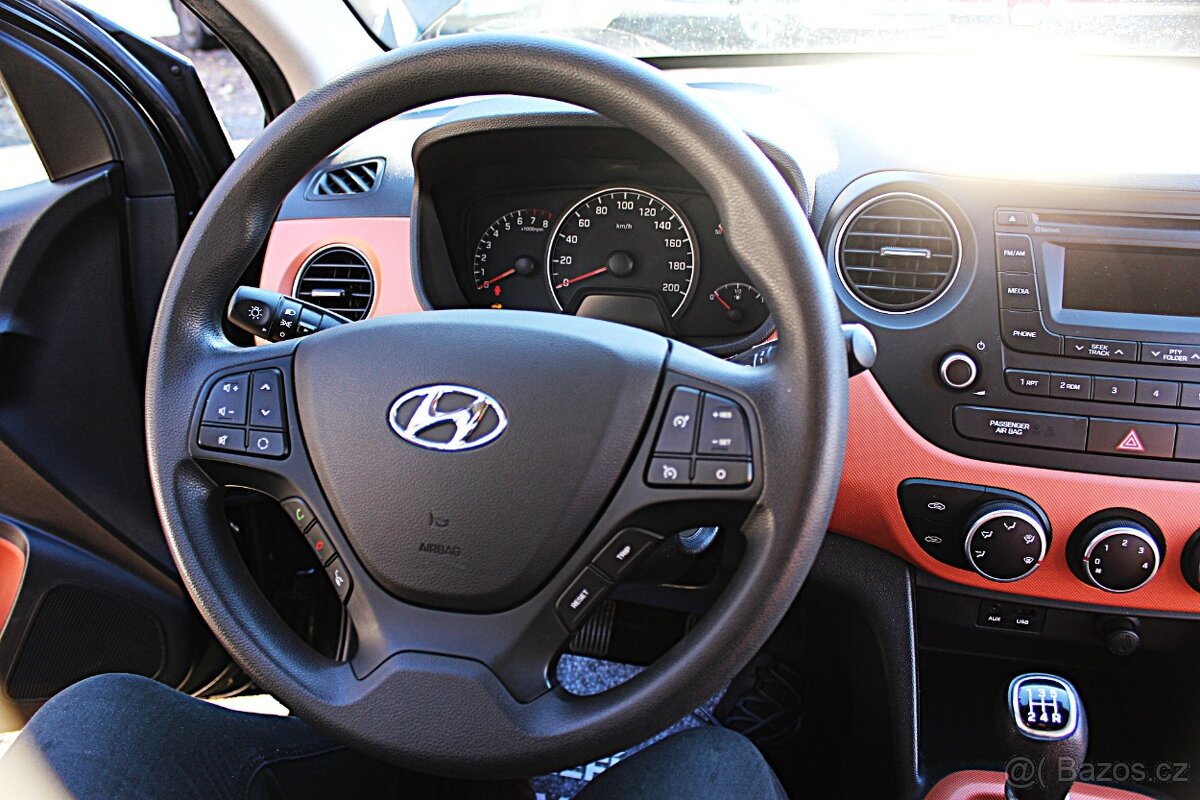 Hyundai i10 - 15