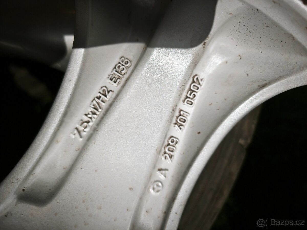 Dvourozměrná sada Mercedes w209 r17 5x112 - 15