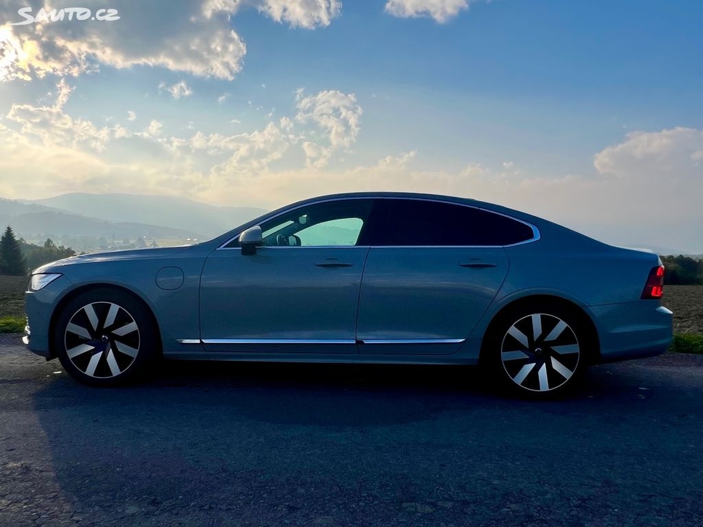 Volvo S90, plug-in-hybrid, větrané sedačky, nezávislé topení - 15