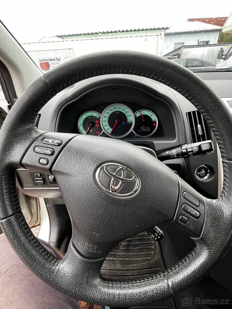 Toyota Collora Verso...2.0 D-4D - 15