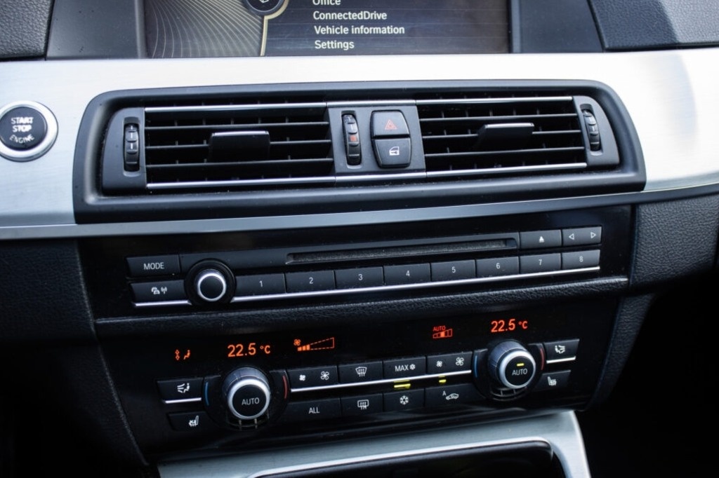 BMW 535d, 220kW (2012) - 15