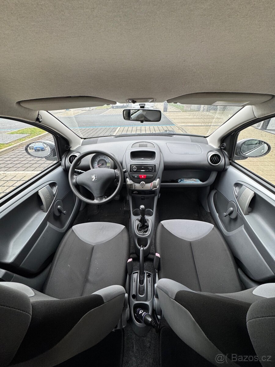 Peugeot 107, 1.0 , rok 2006 - 15