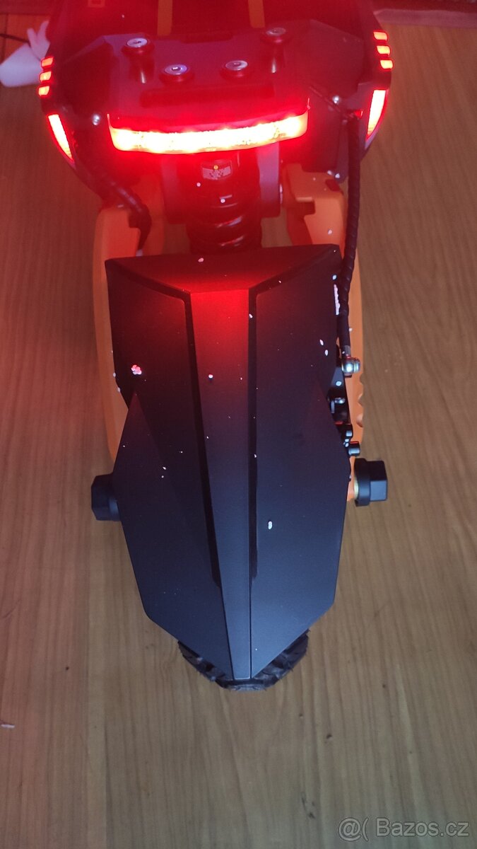 KuKirin G3 Pro 2025 - ZARUKA - 0 Kilometrov - DOPRAVA ZDARMA - 15