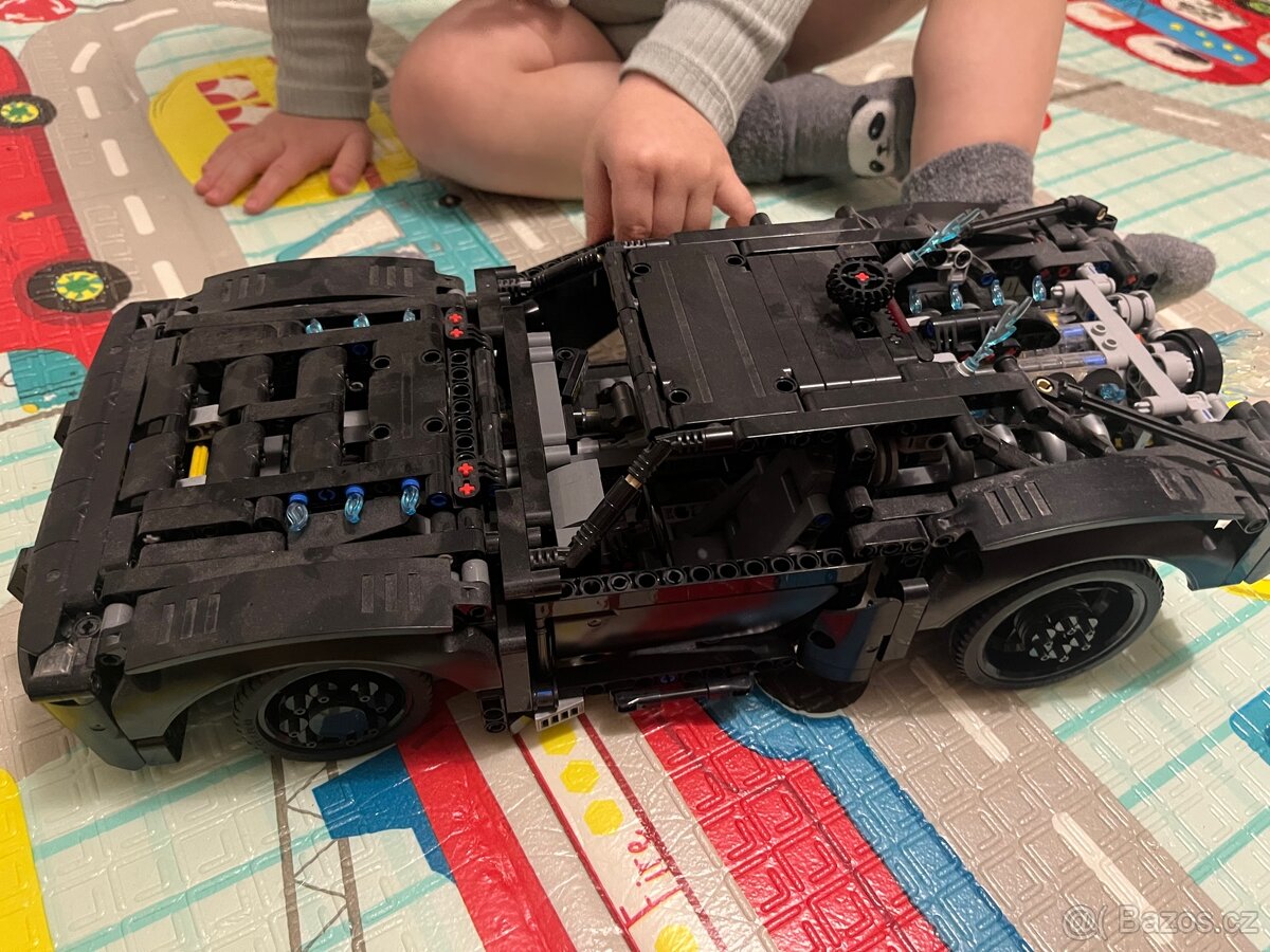 Lego Technic 42127 , 42124 - 15