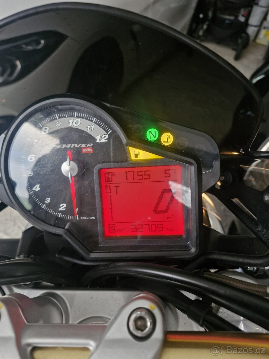 Aprilia Shiver 750 - 15