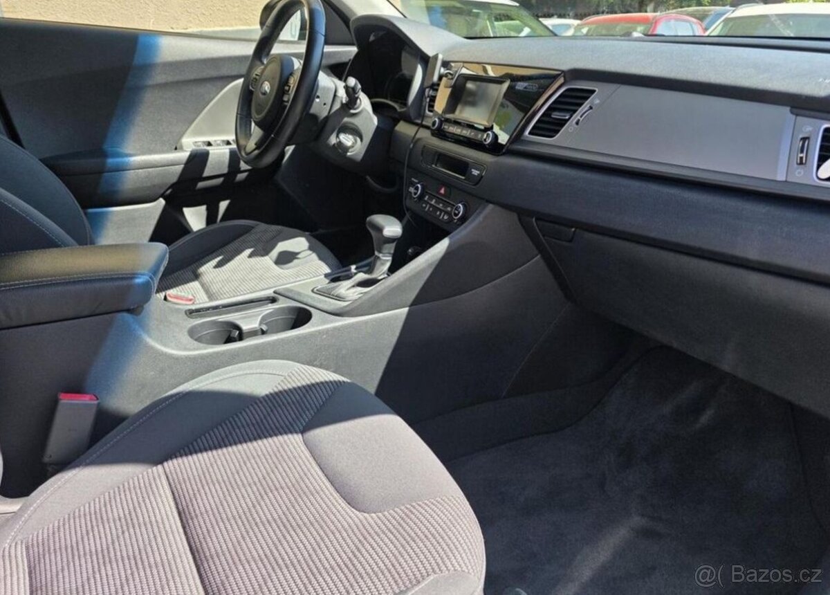 Kia Niro 1.6HYYBRID-DPH-SERVIS.HISTORIE - 15