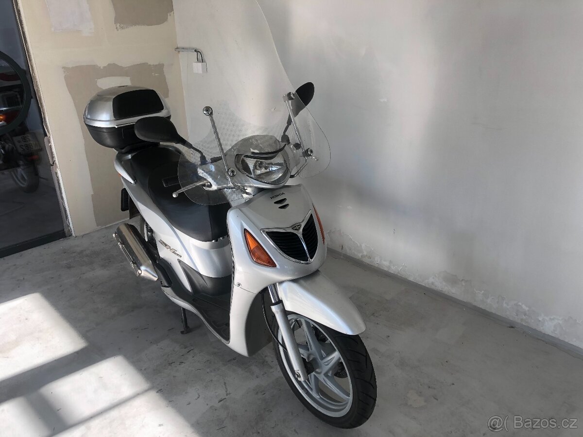 Honda Sh 150 - 15