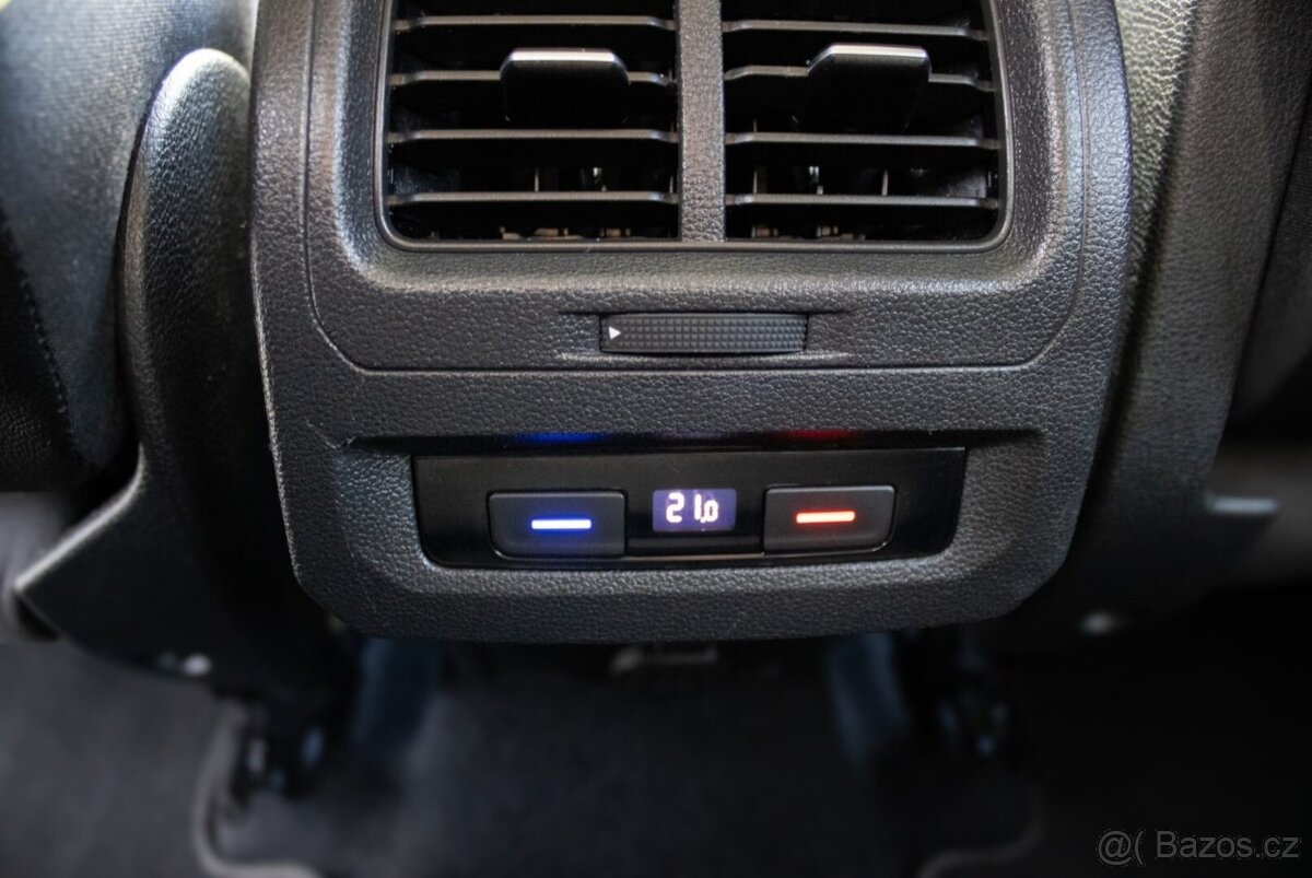 VW Touran Hi-line 100% stav - 15