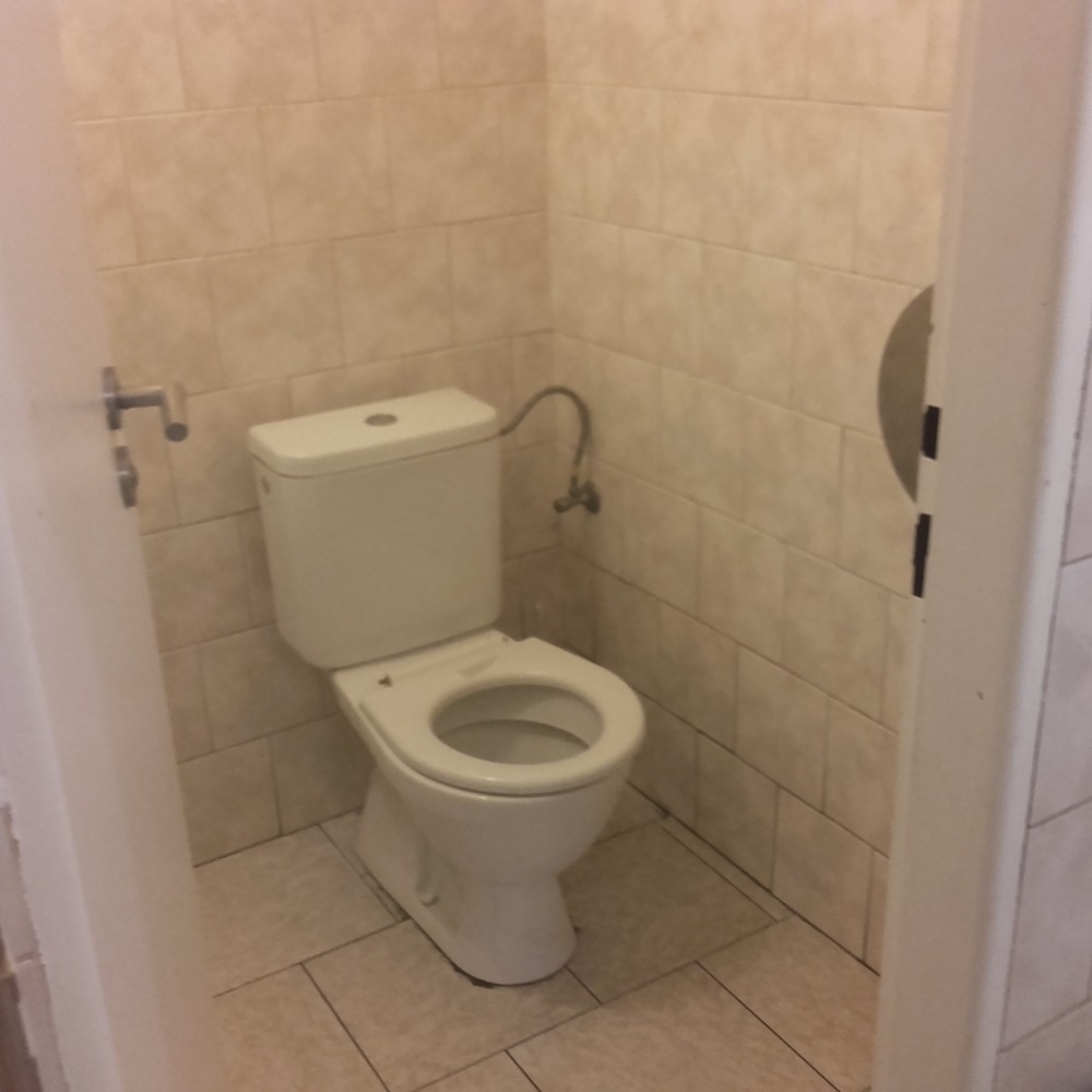 Prodám zavedenou malebnou hospůdku fungující více jak 30let - 15