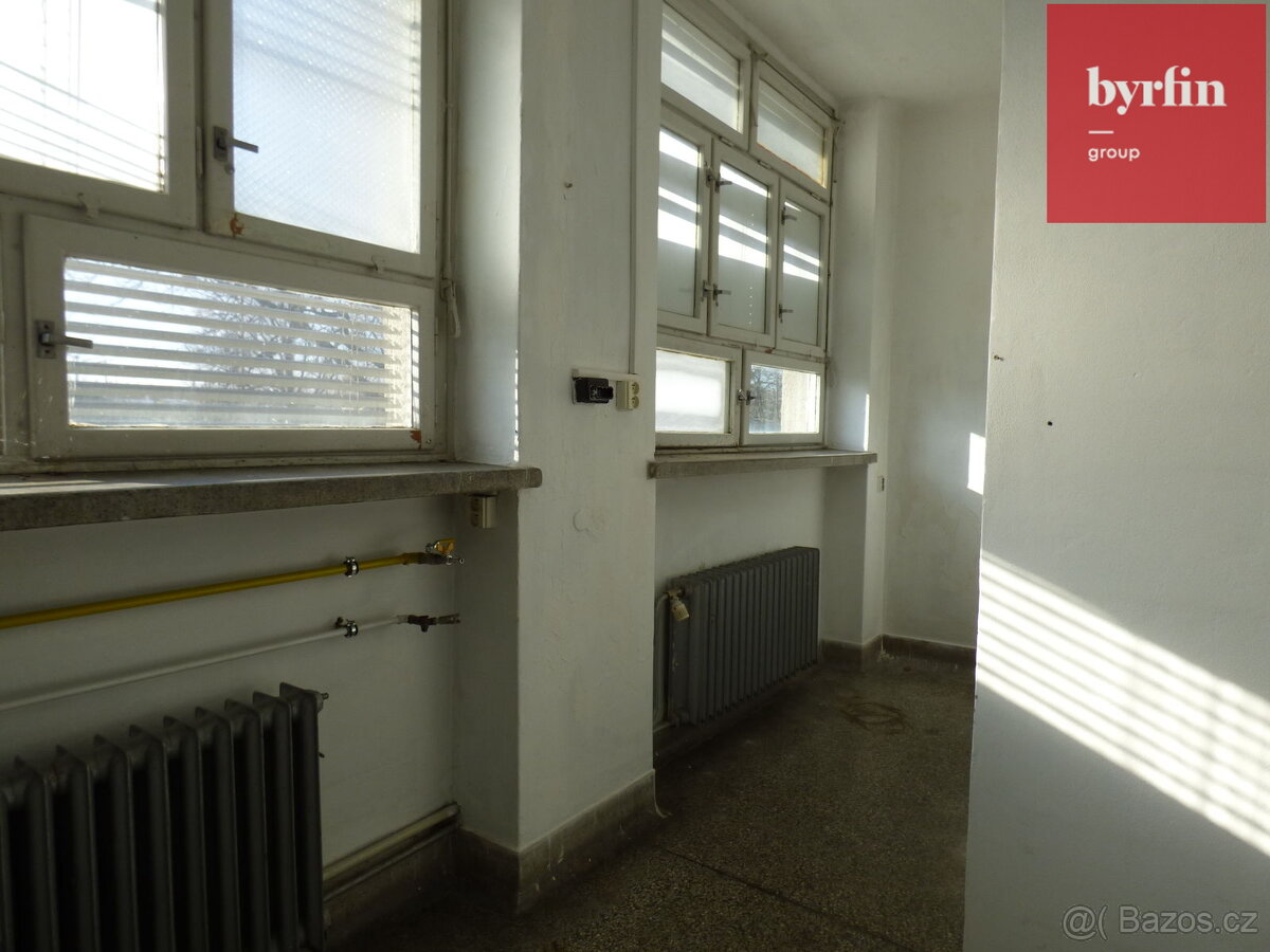 Pronájem komerčních prostor Opava - 15