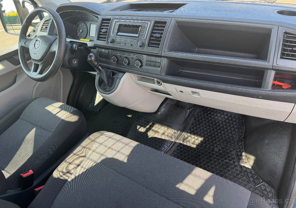 VW Transporter 2.0TSI 110kW I.majitel ČR najeto 8300 km - 15
