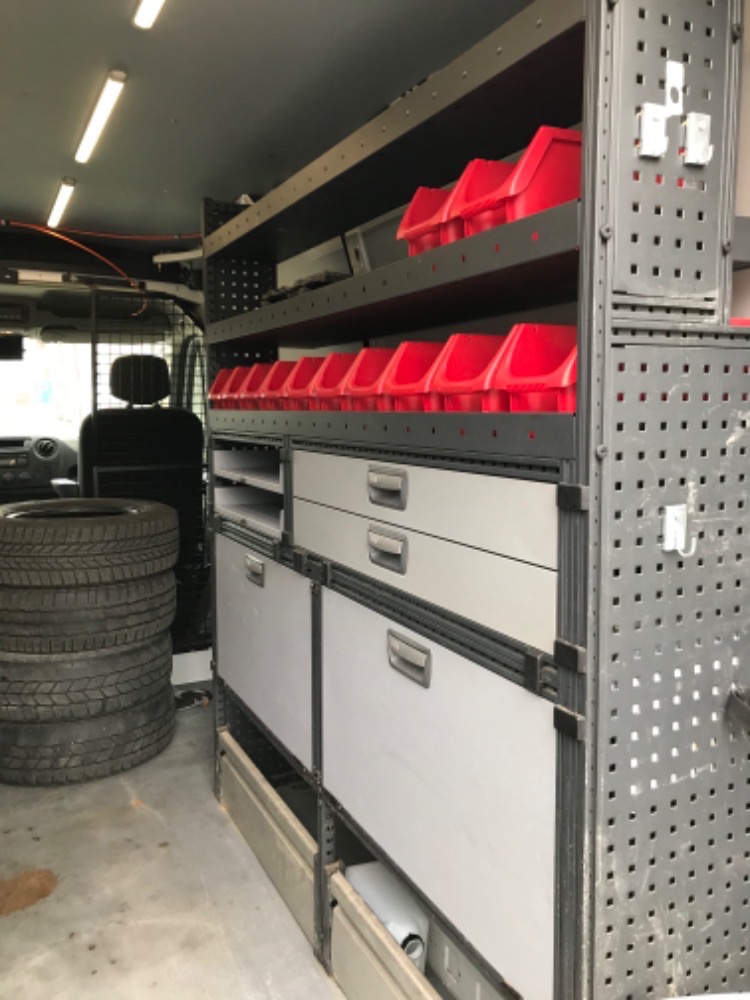 Opel Movano - pojízdná dílna - 15