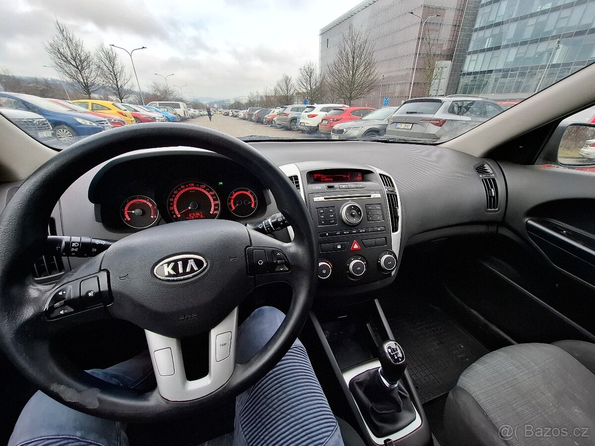 Kia Ceed 1.6 crdi 66 kw - 15