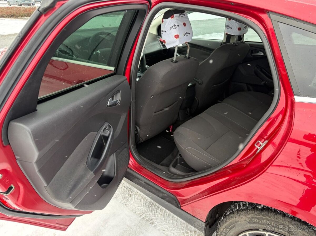 Ford Focus 1.6 EB 110kw TOP VÝBAVA - 15