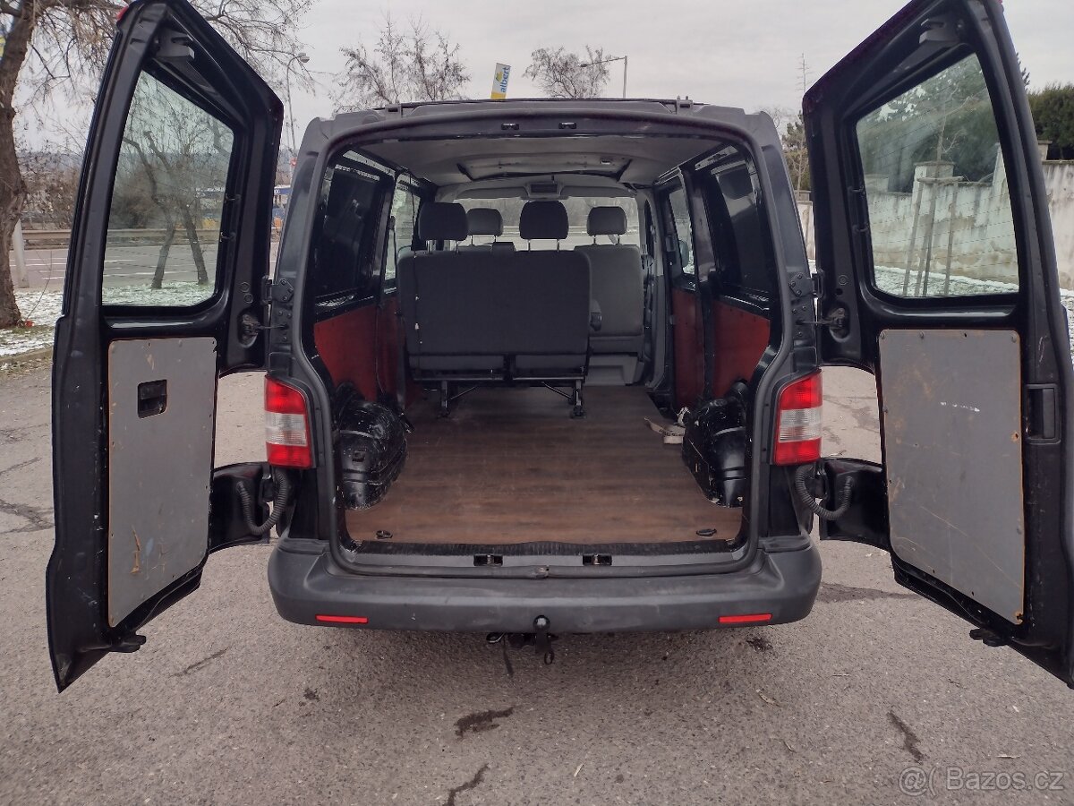 Volkswagen Transporter T5 1.9TDI - 15