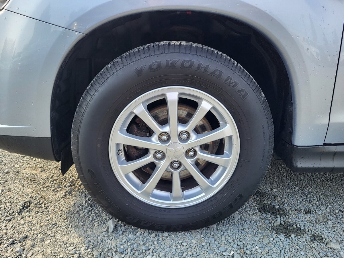 MITSUBISHI ASX 1.6 MIVEC 86kW 2WD INVITE+ ČR - MÁLO NAJETO - 15