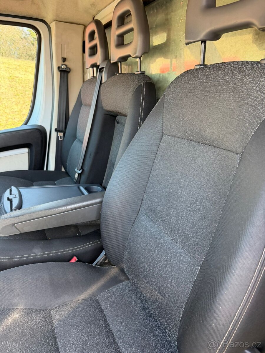 Fiat Ducato valník 2.3 Multijet 130 (96 kW)spaní - 15