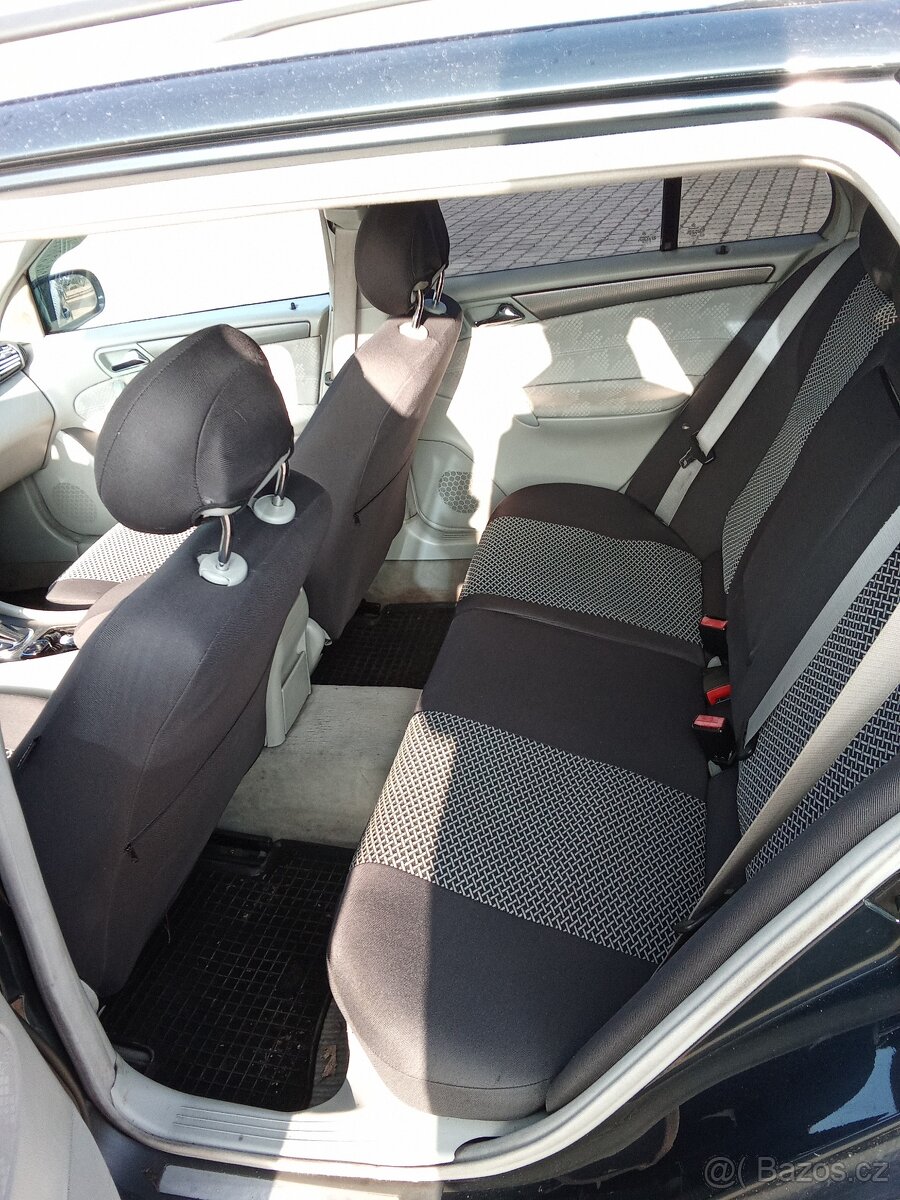 Prodám-Mecedes Benz W203,Combi,C270cdi-125kw,r.v.2002 - 15