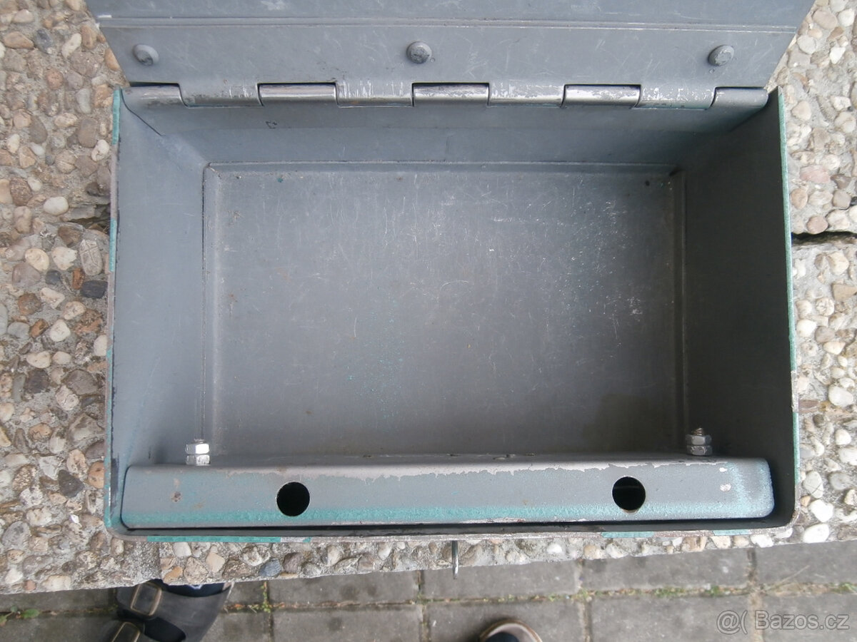 Pokladnička, kasička, střádanka, trezor, trezorek za 500 kč - 15