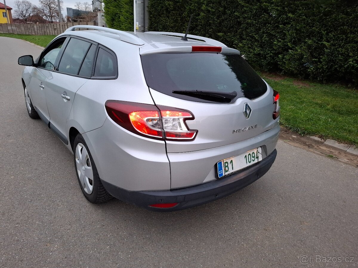 Renault Megane 1.5 DCI 81kw Kombi Klima Model 2010-- - 15