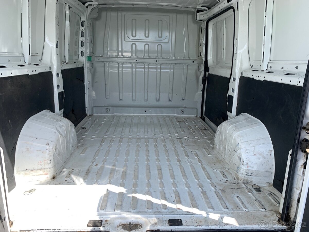 PEUGEOT BOXER 2,0 HDi L1H1 - 15
