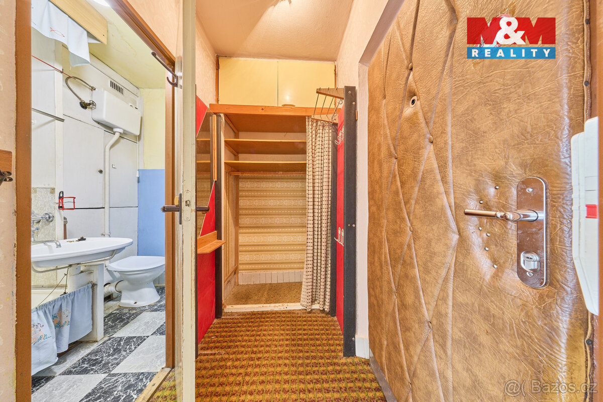 Prodej bytu 1+kk, 29 m², Broumov, ul. Dukelská - 15