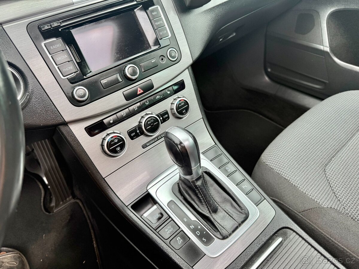 Volkswagen Passat combi B7 - 1.4 TSI Business Edition, DSG - 15