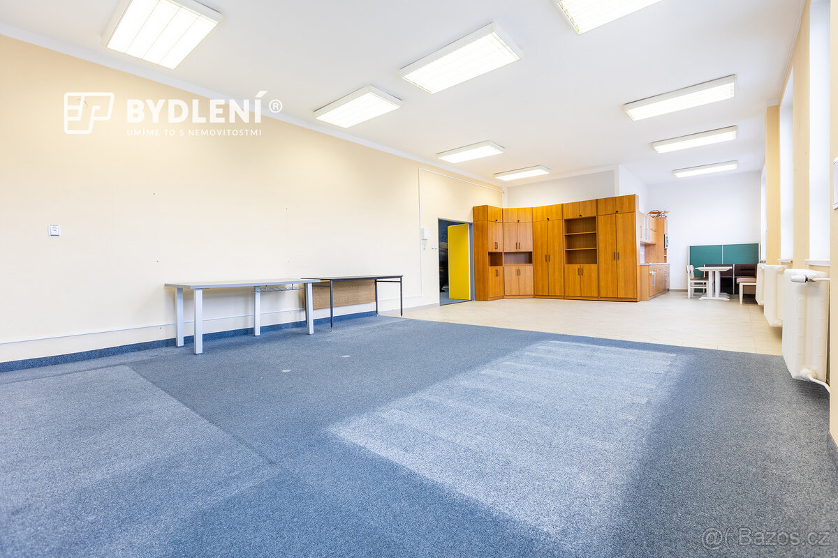 Pronájem komerčního prostoru 153 m², Teplice – Modlanská uli - 15
