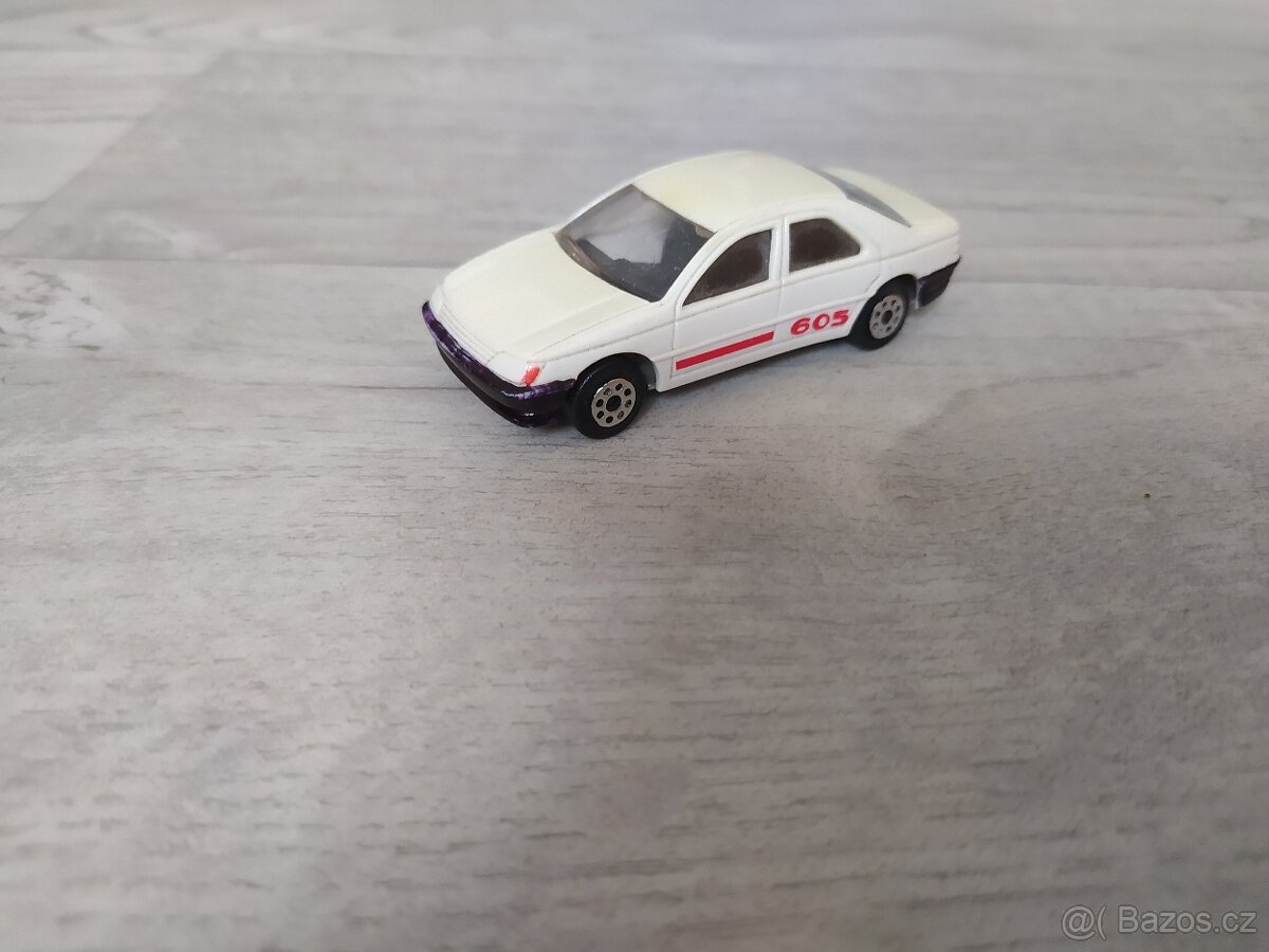 modely - autíčka Peugeot - 15