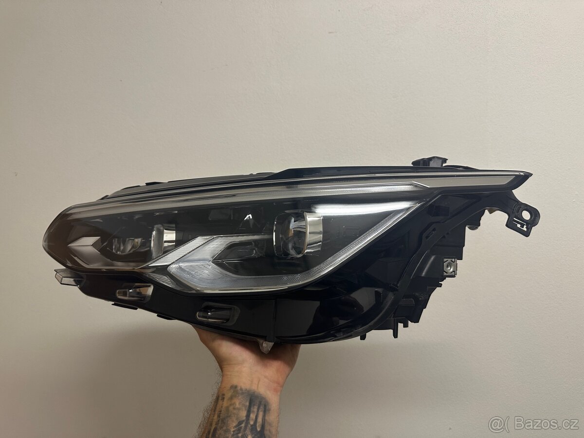 VW Golf 8 full led světlo - 15