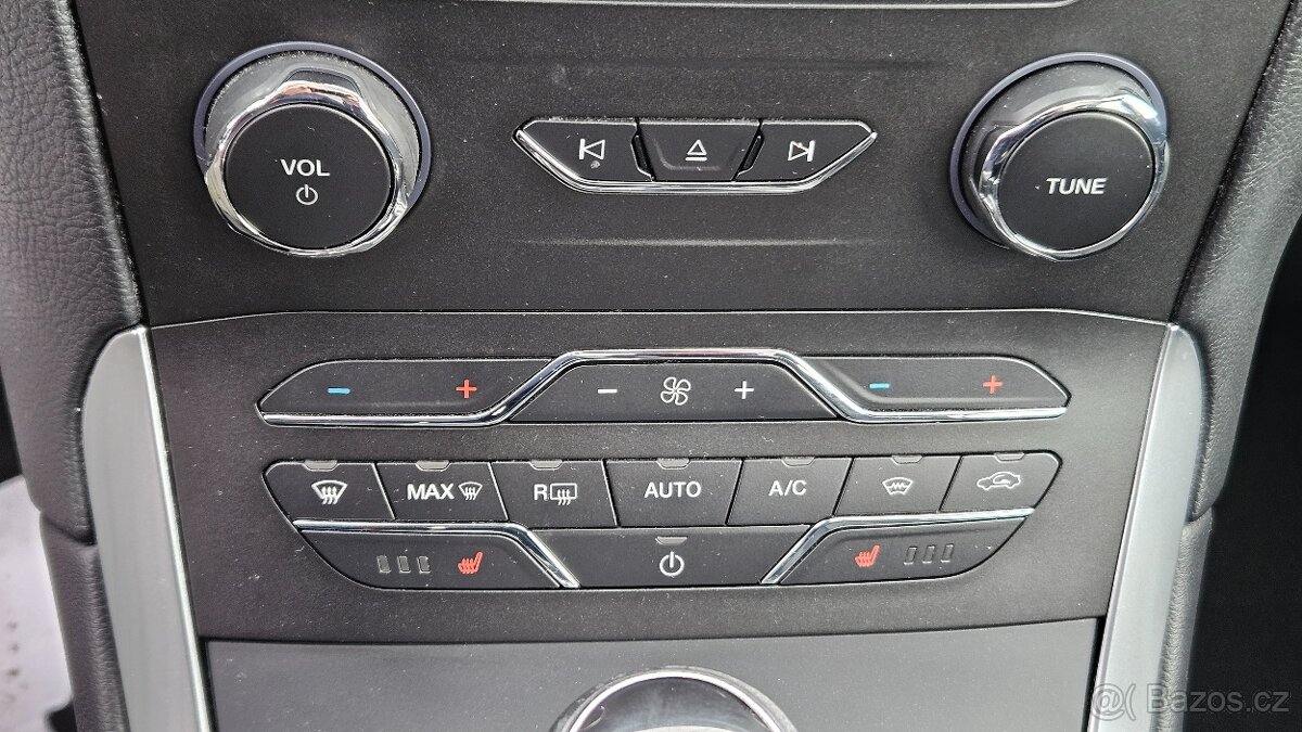 FORD S-MAX TDCi 2.0 Titanium manual 8/2018 - 15