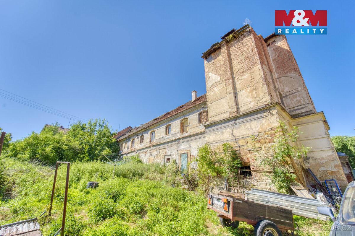 Prodej nájemního domu, 1000 m², Podbořany - 15