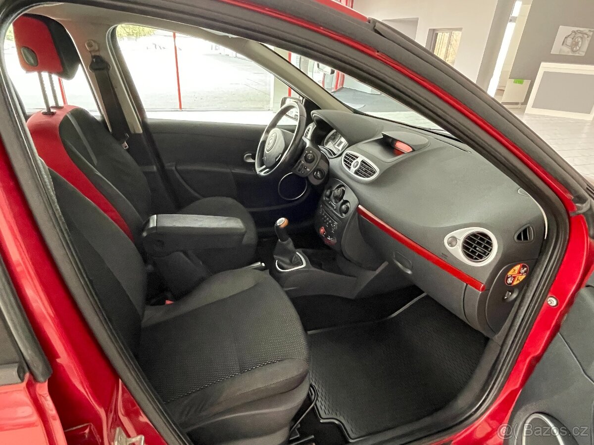 Renault Clio 1.5dCi, edice Rip Curl 2007 - 15