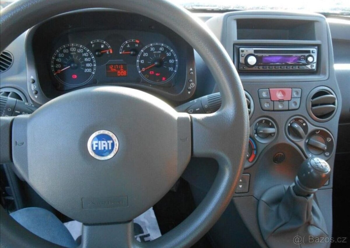 Fiat Panda 1,2 44 kW Historie benzín - 15