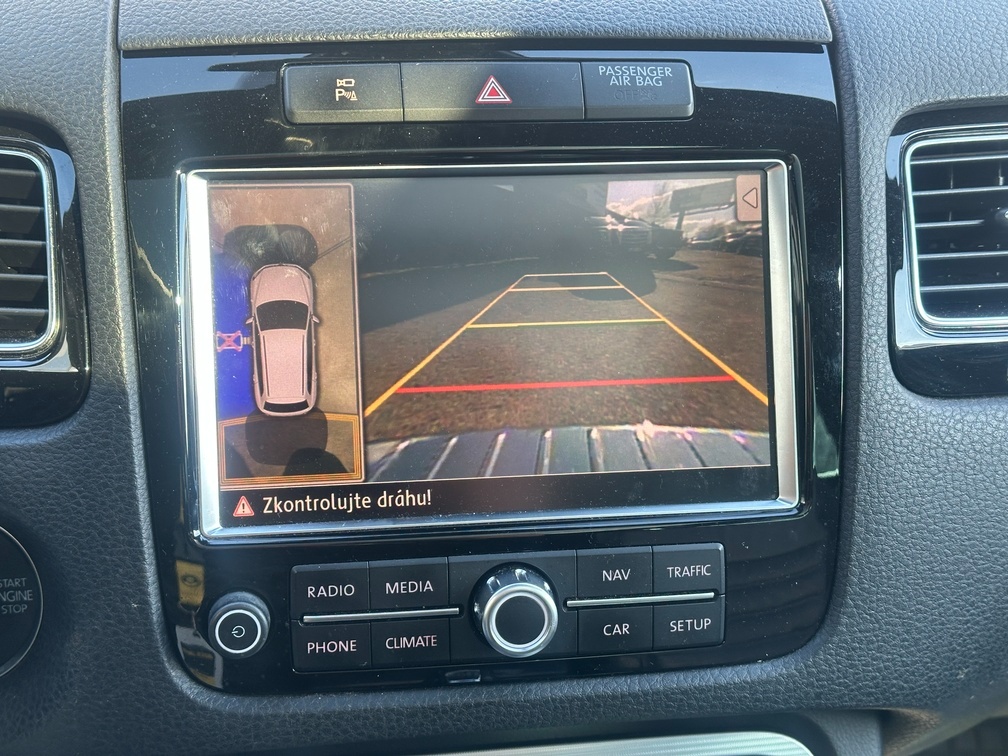 Volkswagen Touareg 2012 - 15