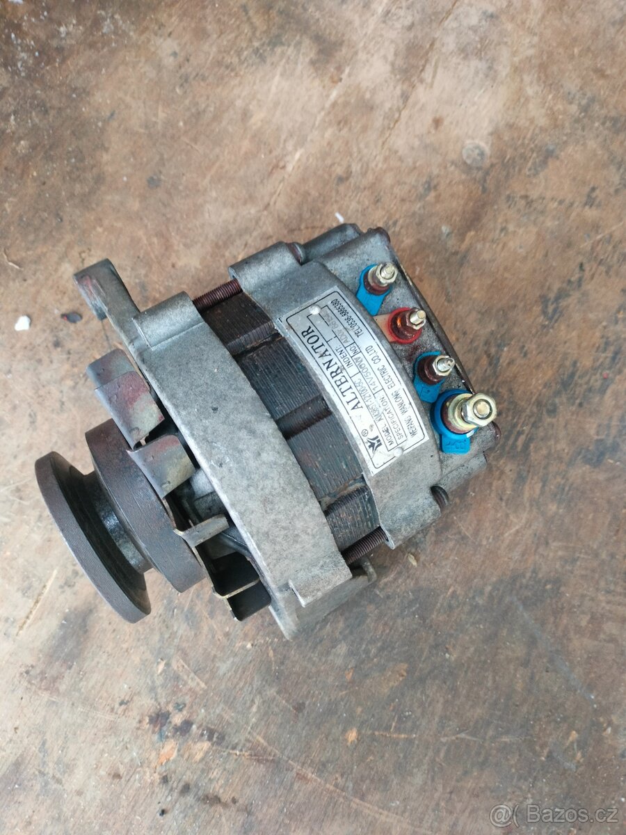 ČÍNSKÝ MOTOR LAIDONG - 3 válec - 15