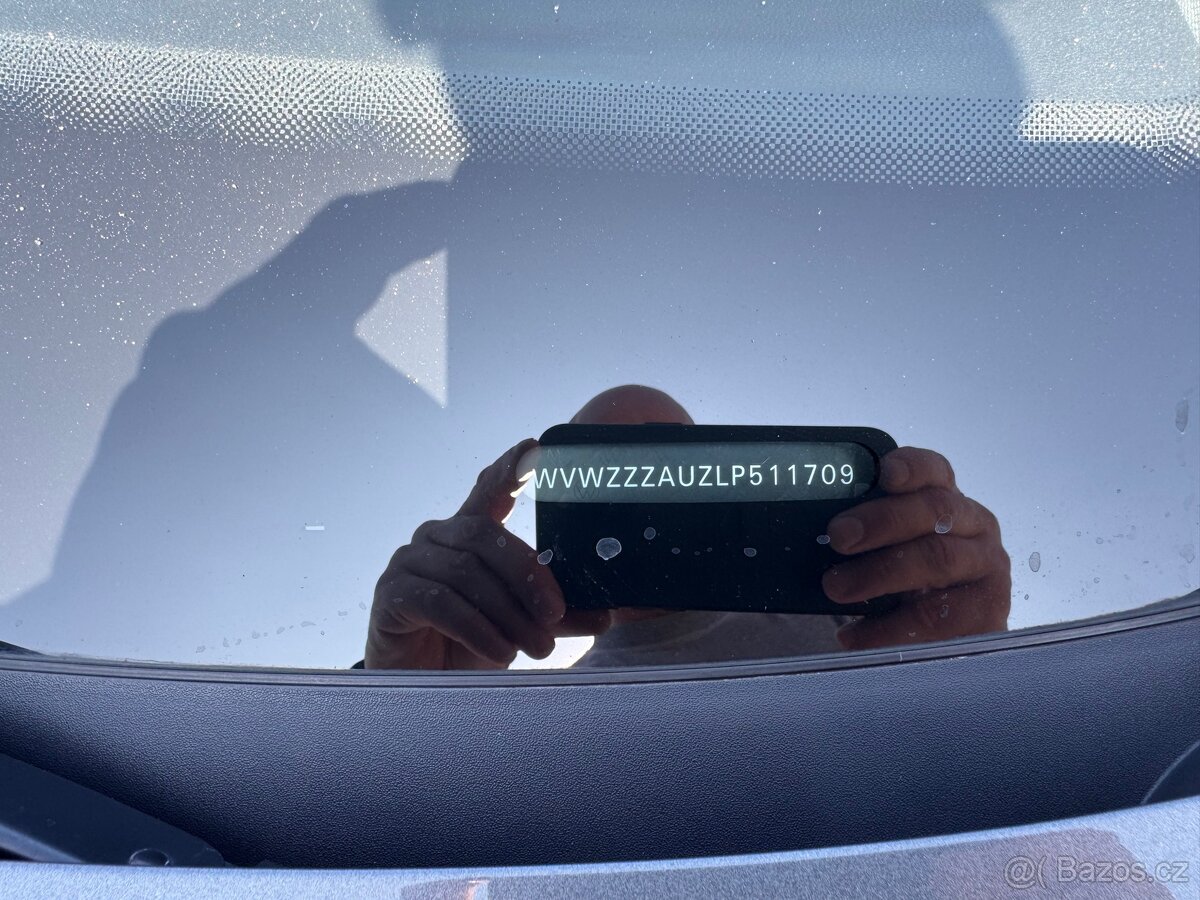 Prodám VW Golf 7 Alltrack 2 l, 135 kw, r.v.2019,148 000 km - 15