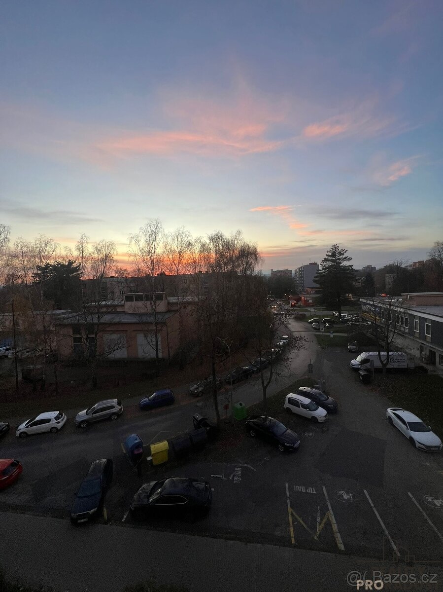 Moderně zrekonstruovaný byt 2+1, 56 m² s balkonem - 15