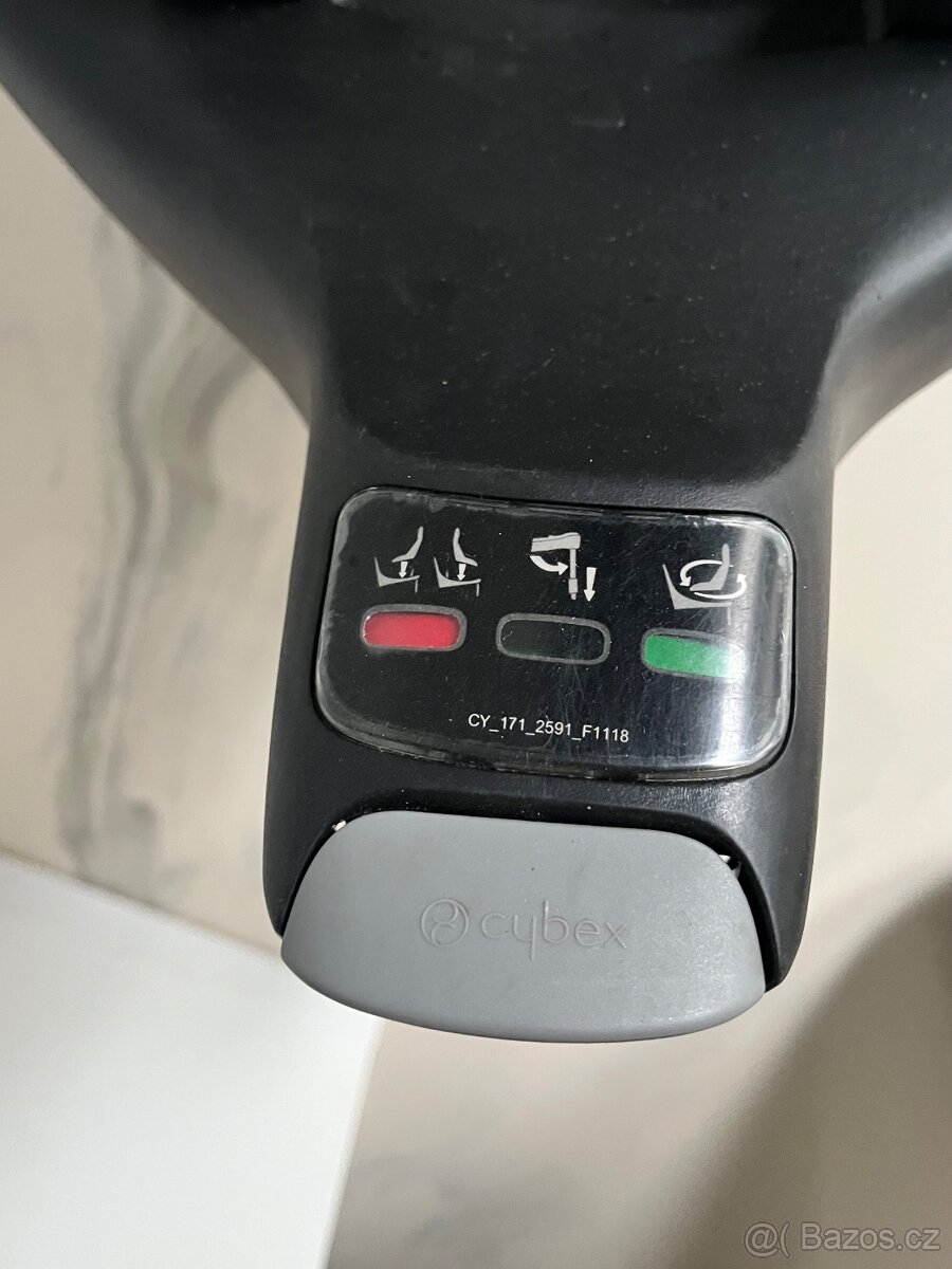 Autosedačka Cybex Sirona Z i-Size + ISOFIX základna - 15