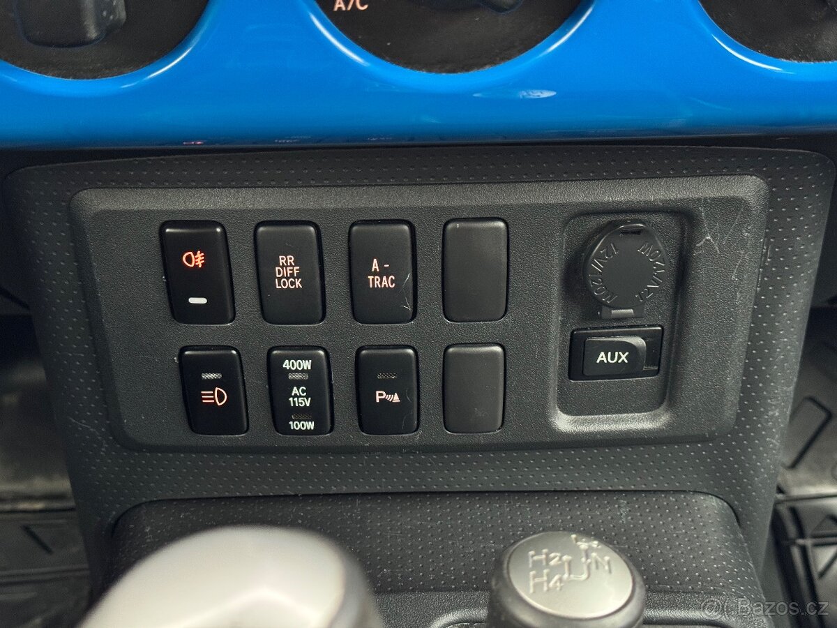 Toyota FJ Cruiser 4.0 - 15