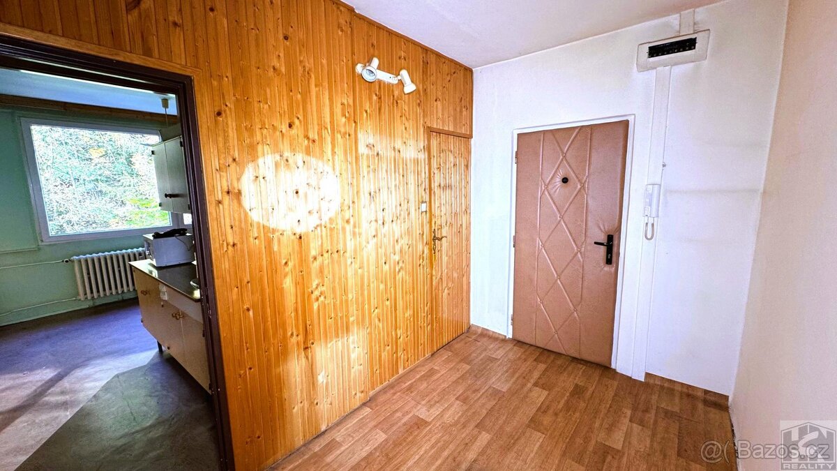 Byt 1+1, balkon, 40,8 m2, OV, původní stav Jiřetín pod Bukov - 15