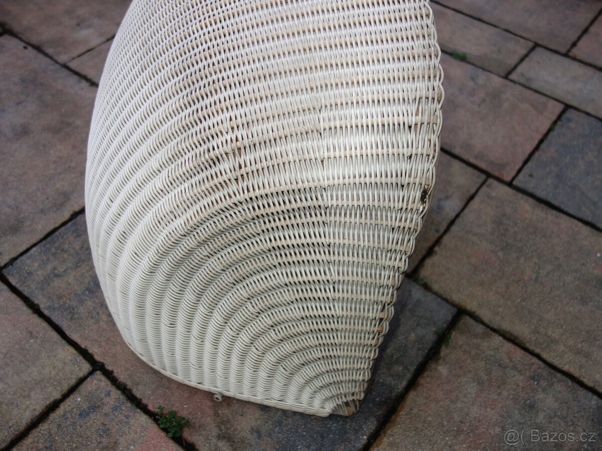 Starý kočárek proutěný /bužírkový/, velký na děcka - 15