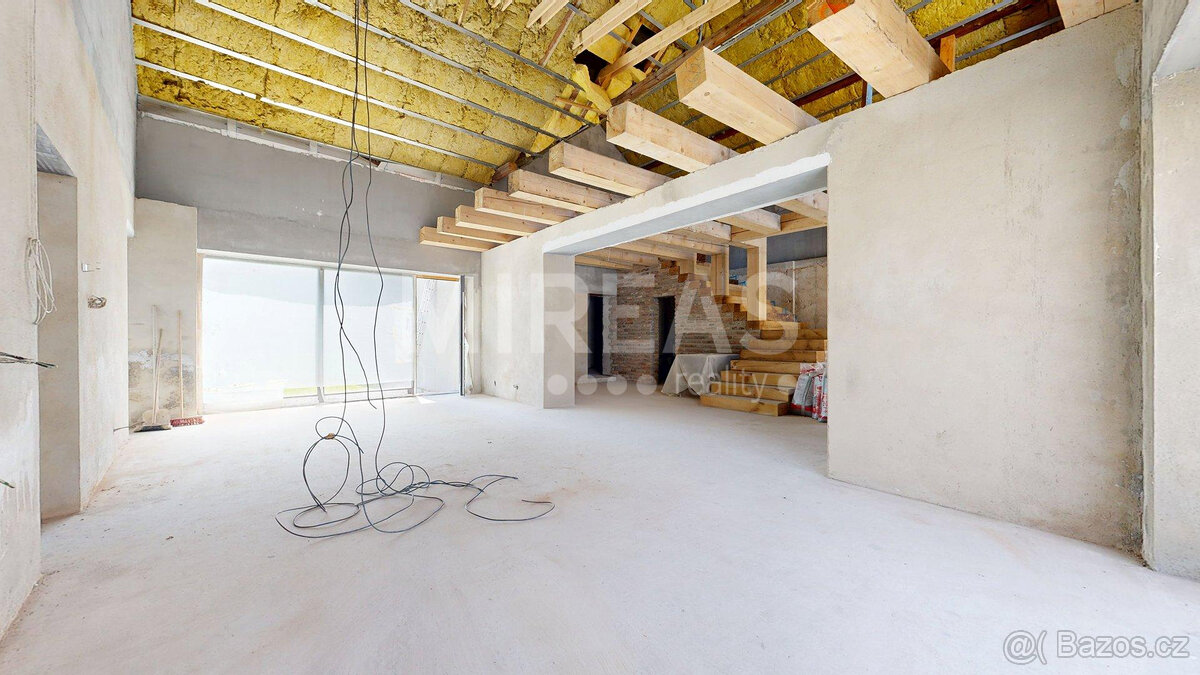 Roždalovice, prodej multifunkčního objektu, 419 m² na pozemk - 15