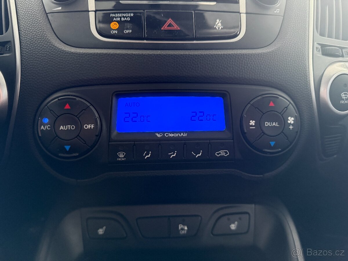 Hyundai ix35 1,7 CRDI,SERVISKA,ČR,TAŽNÉ - 15