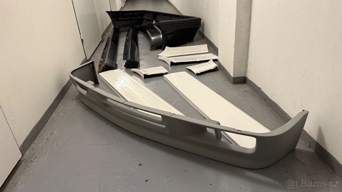 Bmw E30 V8 - Rezervace - 15