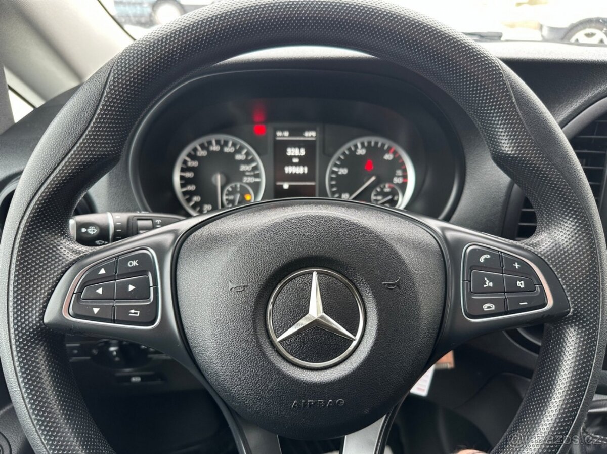 Nabízíme Mercedes-Benz Vito CDI 111 9-Míst - 15